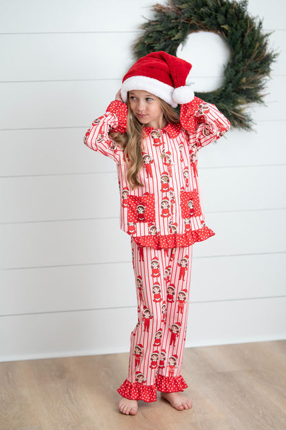 Elf On The Ledge Lounge Set