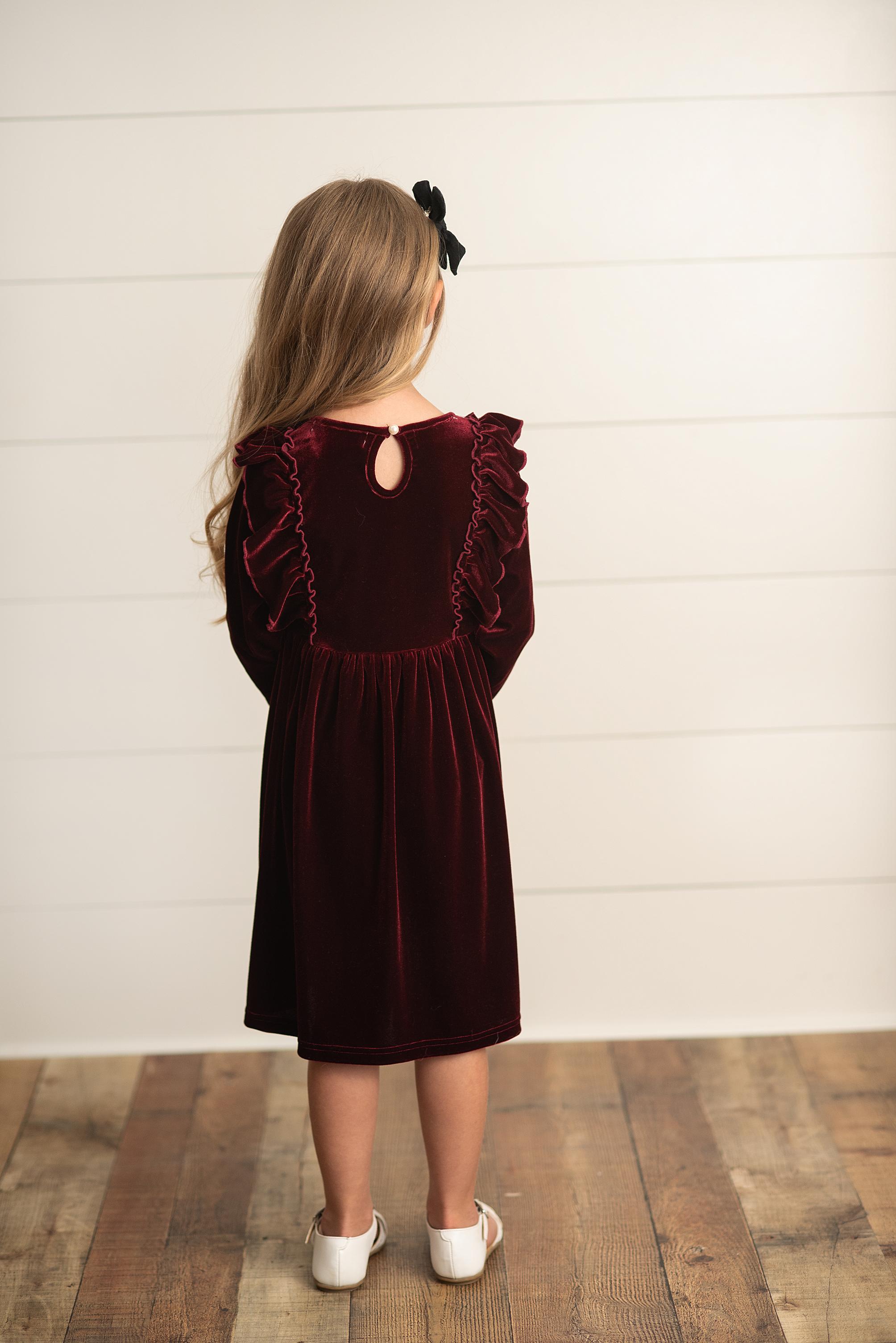 Wine Velvet Bow – Cutie Cate